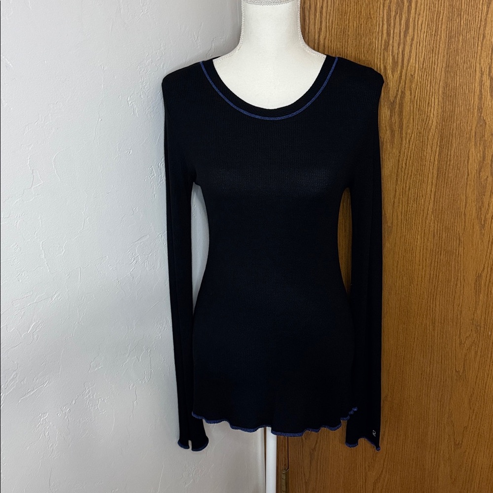 GGO bamboo black waffle knit long sleeve tunic top M